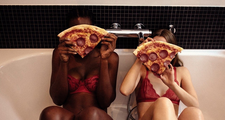 womanizer-toys-9HIXiGwifMw-unsplash 940x500